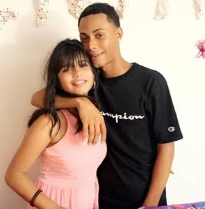 Meet your Posher, Kenia